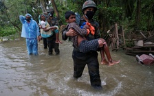 Ít nhất 6 người chết khi Ấn Độ hứng thêm bão giữa đại dịch