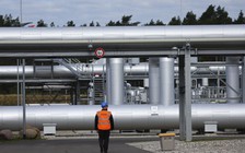 Áp suất trong đường ống Nord Stream 2 giảm mạnh, rò rỉ khí đốt ra biển