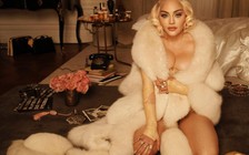 Madonna hứng chỉ trích với bộ ảnh tái hiện cái chết của Marilyn Monroe