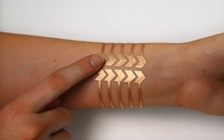 Dùng hình xăm điều khiển smartphone