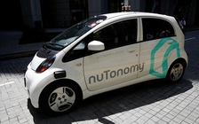 Xe taxi tự hành đầu tiên thế giới lăn bánh tại Singapore