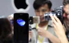 Doanh số iPhone 7 sụt giảm bất chấp nhu cầu iPhone 7 Plus tăng