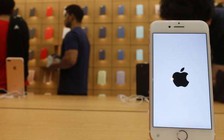 Bị bắt vì bán iPhone đã bẻ khóa
