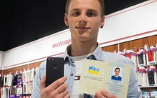 Đổi tên chỉ vì muốn lấy iPhone 7