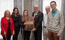 Apple nhận giải thưởng vì những đóng góp cho người khiếm thị