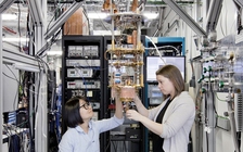 IBM muốn bán một máy tính lượng tử trong vài năm tới