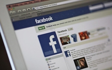 Facebook triển khai cảnh báo tin tức giả mạo