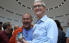 Tim Cook cho rằng iPhone X là sản phẩm 'chất đến từng đồng'