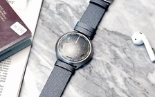 Smartwatch lai kết hợp đồng hồ truyền thống với smartphone