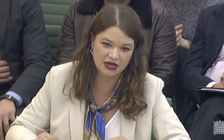 Cambridge Analytica dùng chủ đề tình dục để lấy dữ liệu từ Facebook