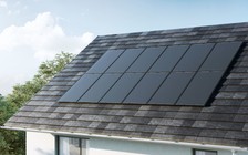 Nissan theo chân Tesla cung cấp pin năng lượng mặt trời