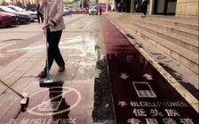 Làm làn đường riêng cho người dùng điện thoại