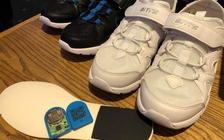 Gắn chip cho giày thông minh để theo dõi bước đi