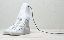 Panasonic phát triển thiết bị thông minh khử mùi hôi giày