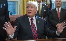 Tổng thống Mỹ vẫn đang dùng iPhone 'kém bảo mật'