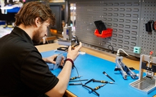 Apple mở rộng ủy quyền sửa chữa thiết bị