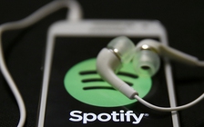 Bản cập nhật Spotify cho phép thêm podcast vào danh sách phát