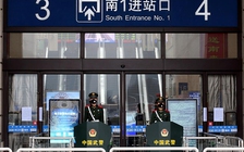 Dùng drone để khử trùng virus corona