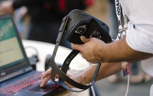 Virus Corona gây ảnh hưởng đến sản xuất Oculus của Facebook