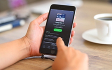 Spotify thử nghiệm tính năng hiển thị lời bài hát theo thời gian thực