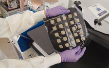 Vải thông minh có thể phồng lên và xẹp xuống theo nhiệt độ