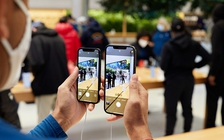 iPhone 12 Pro Max là smartphone có màn hình tốt nhất từ trước đến nay