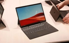 Microsoft thiết kế chip riêng dựa trên ARM cho máy chủ và Surface