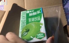 Đặt iPhone 12 Pro Max từ Apple nhận... hộp sữa chua