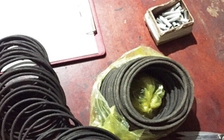 Bắt xe khách vận chuyển nửa tạ thuốc nổ