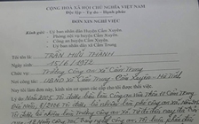 Trưởng công an xã xin nghỉ việc vì lương thấp, vợ đòi ly dị