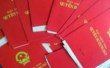 Trưởng phòng Tài nguyên - Môi trường huyện lừa dân 'cuỗm' đất vàng