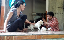 Mối tình của anh thợ sửa tivi mắc bệnh xương thủy tinh và cô khách hàng