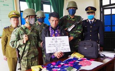 Bắt một thanh niên vận chuyển gần 10.000 viên ma túy tổng hợp