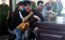 Bị tuyên án tử, 2 bị cáo vận chuyển ma túy ôm vợ con khóc nức nở