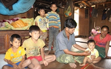 Xã vùng cao có 60 hộ dân sống... 'lậu'