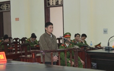 Đi tù vì nhục mạ, dọa giết, lao xe vào CSGT