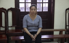 Giấu hơn 400 viên ma túy trong áo ngực đi bán cho con nghiện