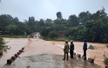 Quảng Trị: Mưa lớn, cô lập nhiều khu vực ở miền núi, thủy điện xả lũ