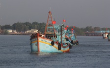 3 ngư dân tự ý nhảy xuống biển cách bờ 35 hải lý