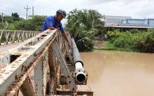 Nghe tin trúng đấu giá sắt phế liệu cầu Sáu Chiếm, chủ doanh nghiệp... làm đơn tố giác