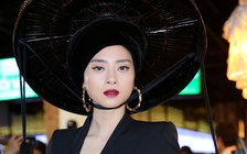 Ngô Thanh Vân gây ấn tượng với nón quai thao