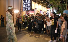 Thủy Tiên, Hồ Ngọc Hà gây 'náo loạn' Phố đi bộ