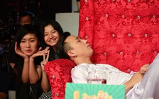 Trấn Thành ngủ mê mệt trên ghế giám khảo