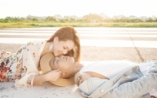 Đinh Hương phải hôn BigDaddy 4 lần trong MV mới