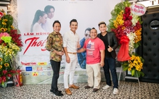 Danh hài Bảo Chung về nước mừng Lâm Hùng tái xuất