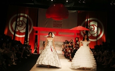 Trở về từ Hoa hậu Trái đất 2016, Nam Em đầy kiêu hãnh trên sàn catwalk