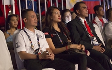 Á hậu Lệ Hằng sang Malaysia cổ vũ đoàn Việt Nam tại SEA Games