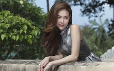 Minh Hằng tự tin khoe góc nghiêng gương mặt sau tin đồn 'dao kéo'