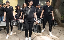 Mang bầu 8 tháng, Diệp Lâm Anh vẫn cùng chồng thiếu gia đi trao quà trung thu