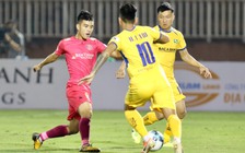 Nỗi buồn V-League không khán giả